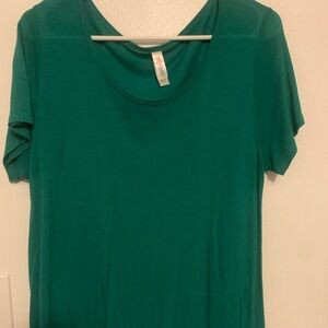 LuLaRoe green short sleeve shirt. Size Large L